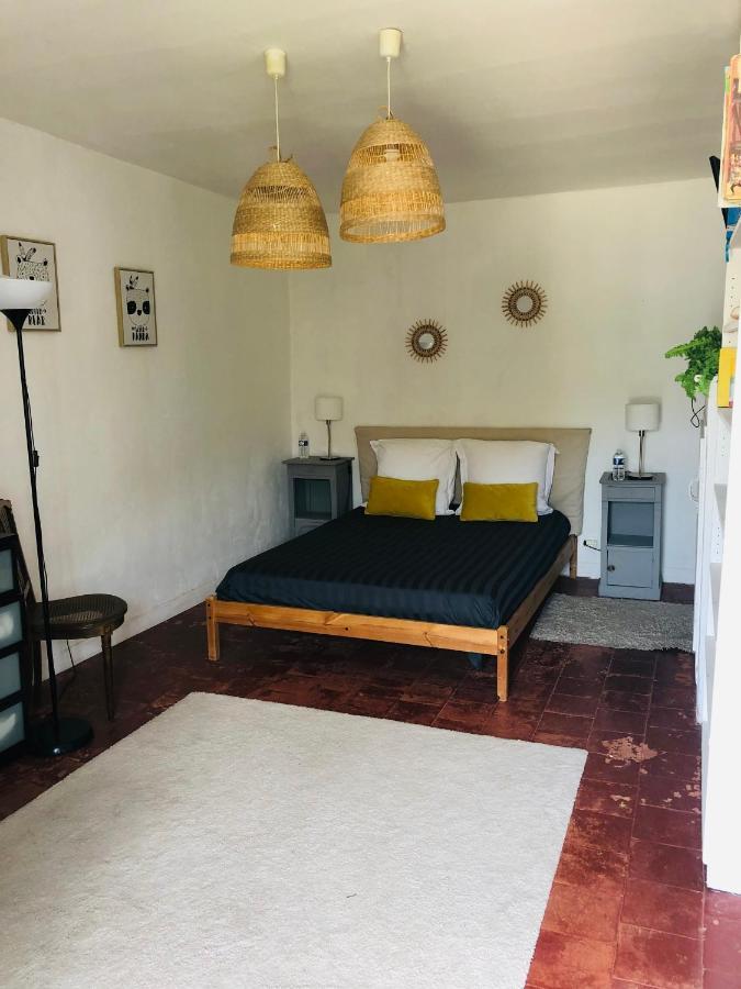 Suite En Chambre D'Hotes La Vigenna Les Ormes  Экстерьер фото